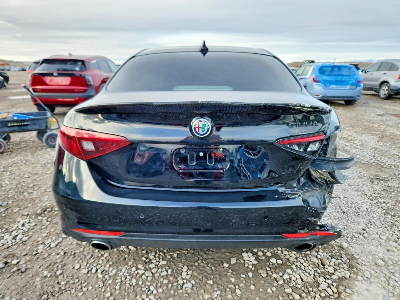 2019 Alfa Romeo Giulia - Фото 6