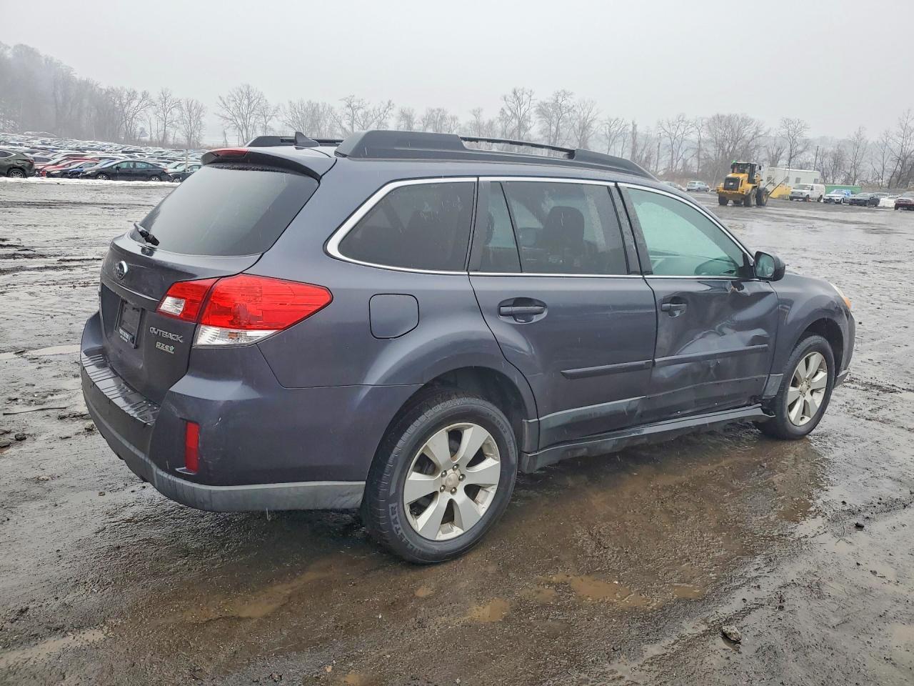 2011 Subaru Outback 2.5I Limited - Фото 3