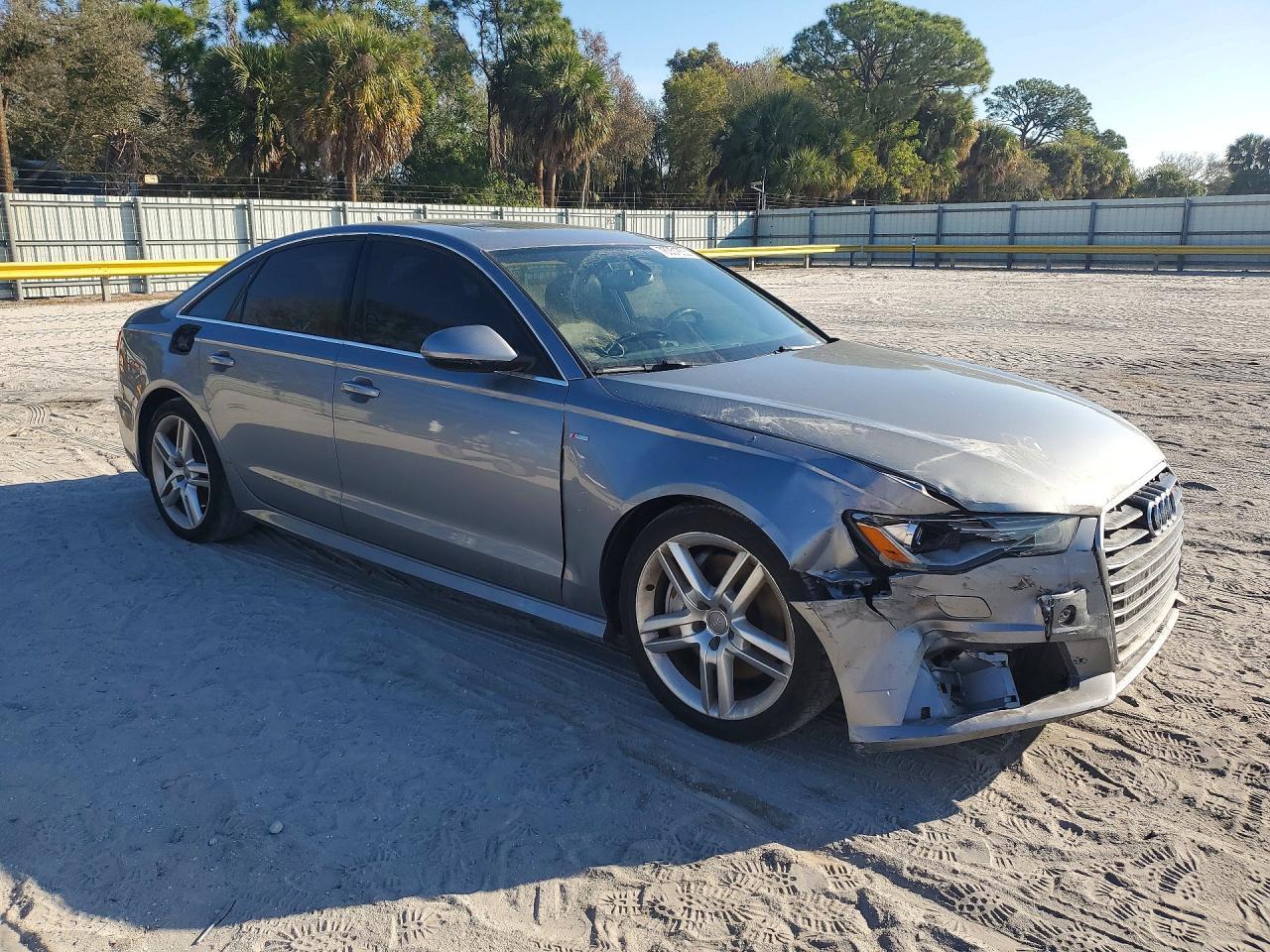 2016 Audi A6 Premium Plus - Image 4
