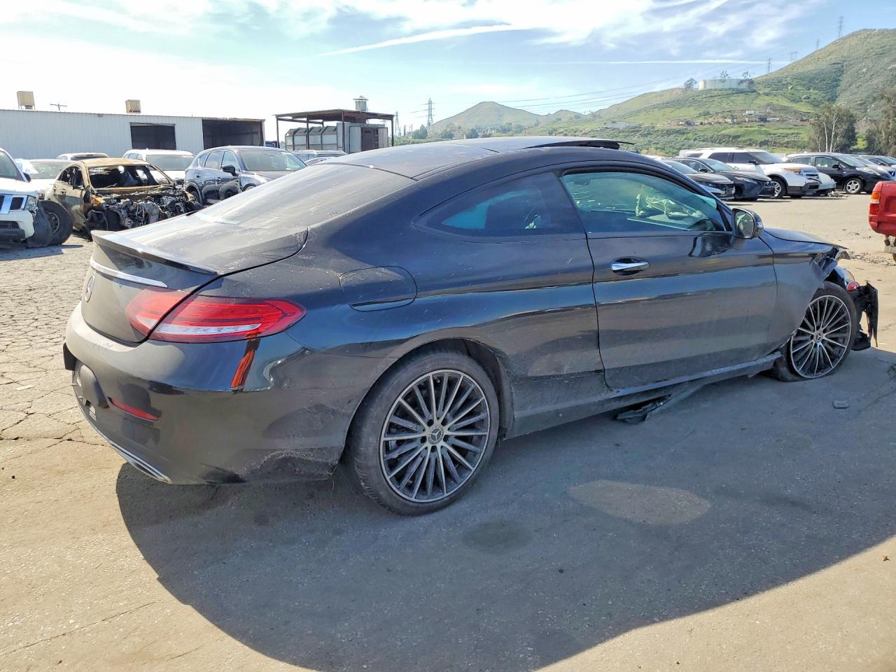 2020 Mercedes-Benz C 300 - Фото 3