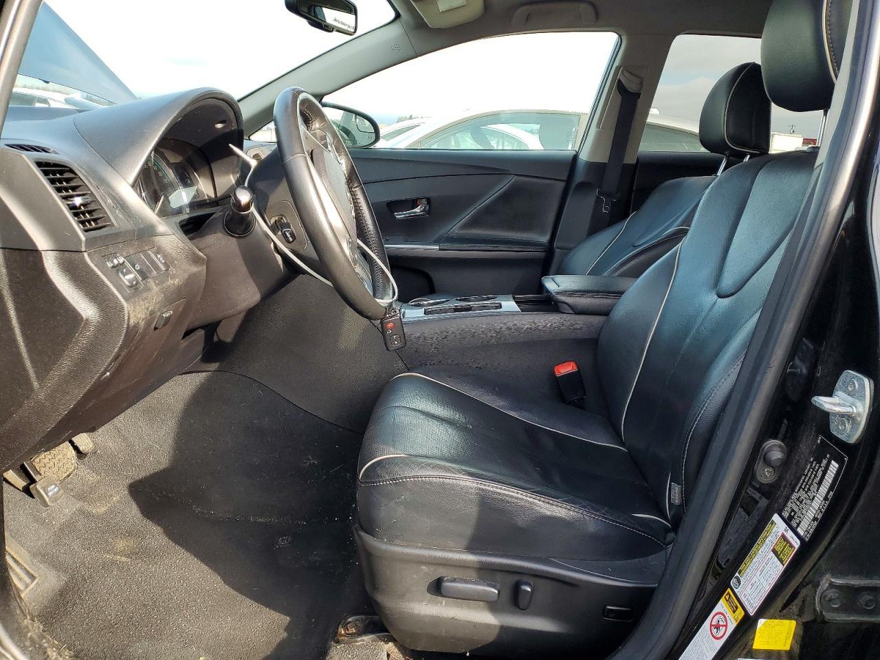 2014 Toyota Venza Le - Image 7