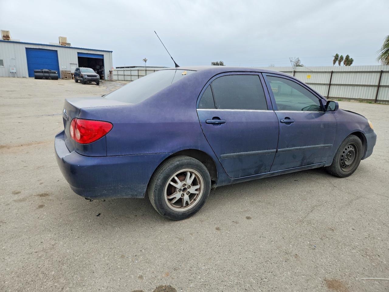 2005 Toyota Corolla Ce - Фото 3