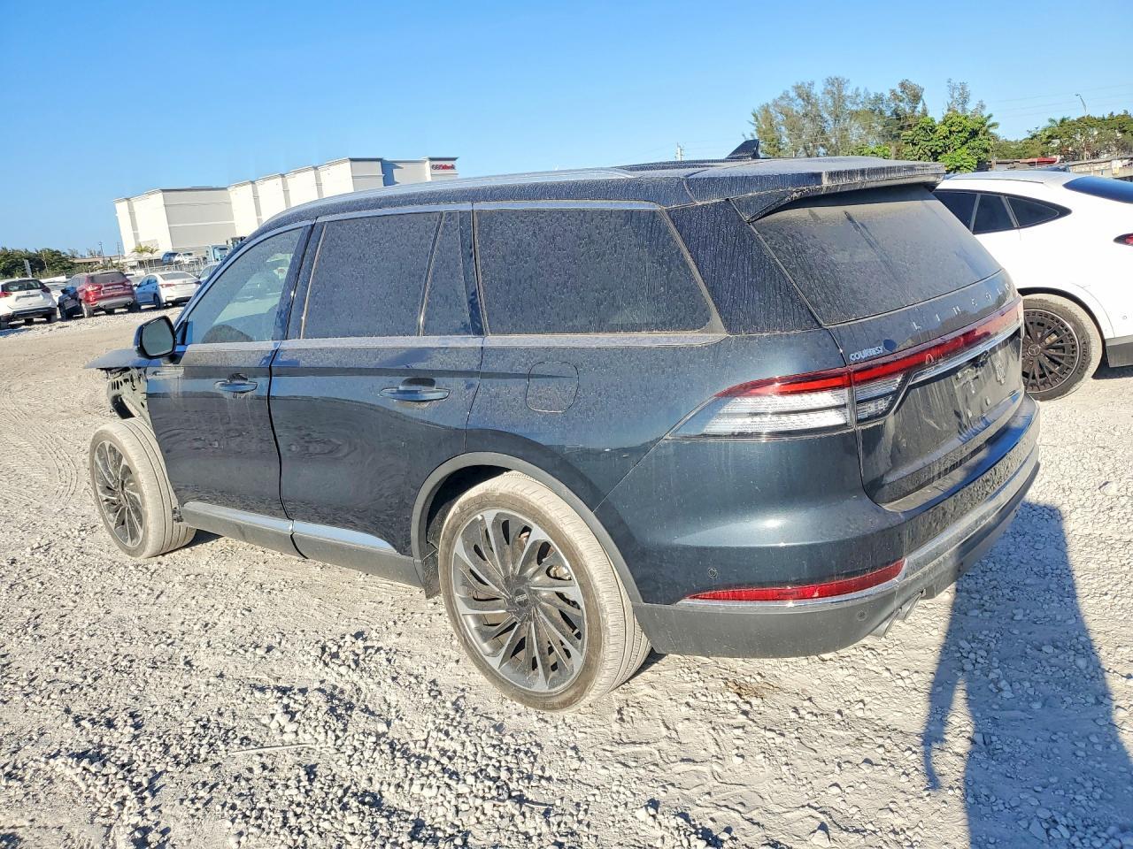 2021 Lincoln Aviator Reserve - Фото 2