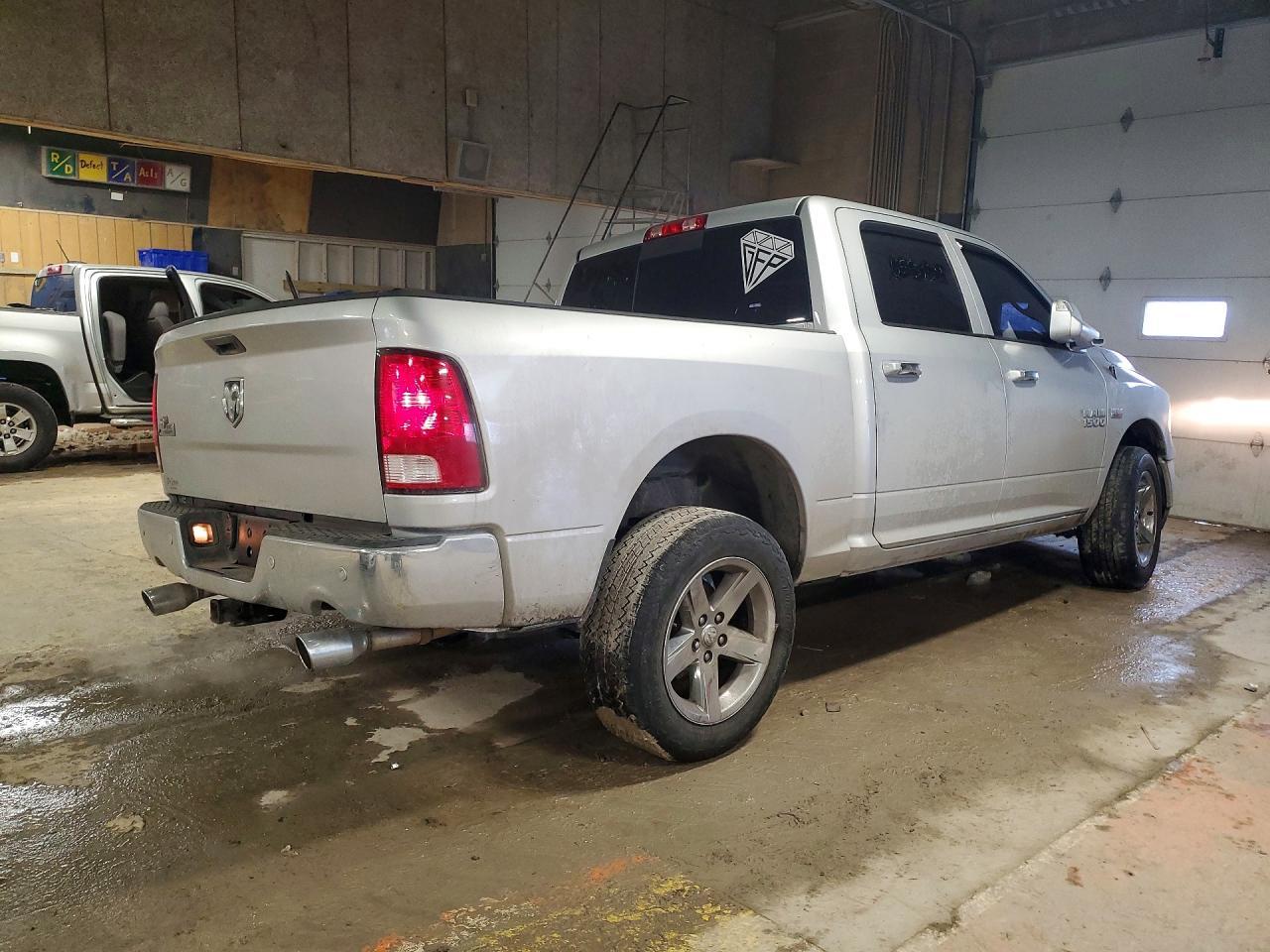 2017 Ram 1500 Slt - Фото 3