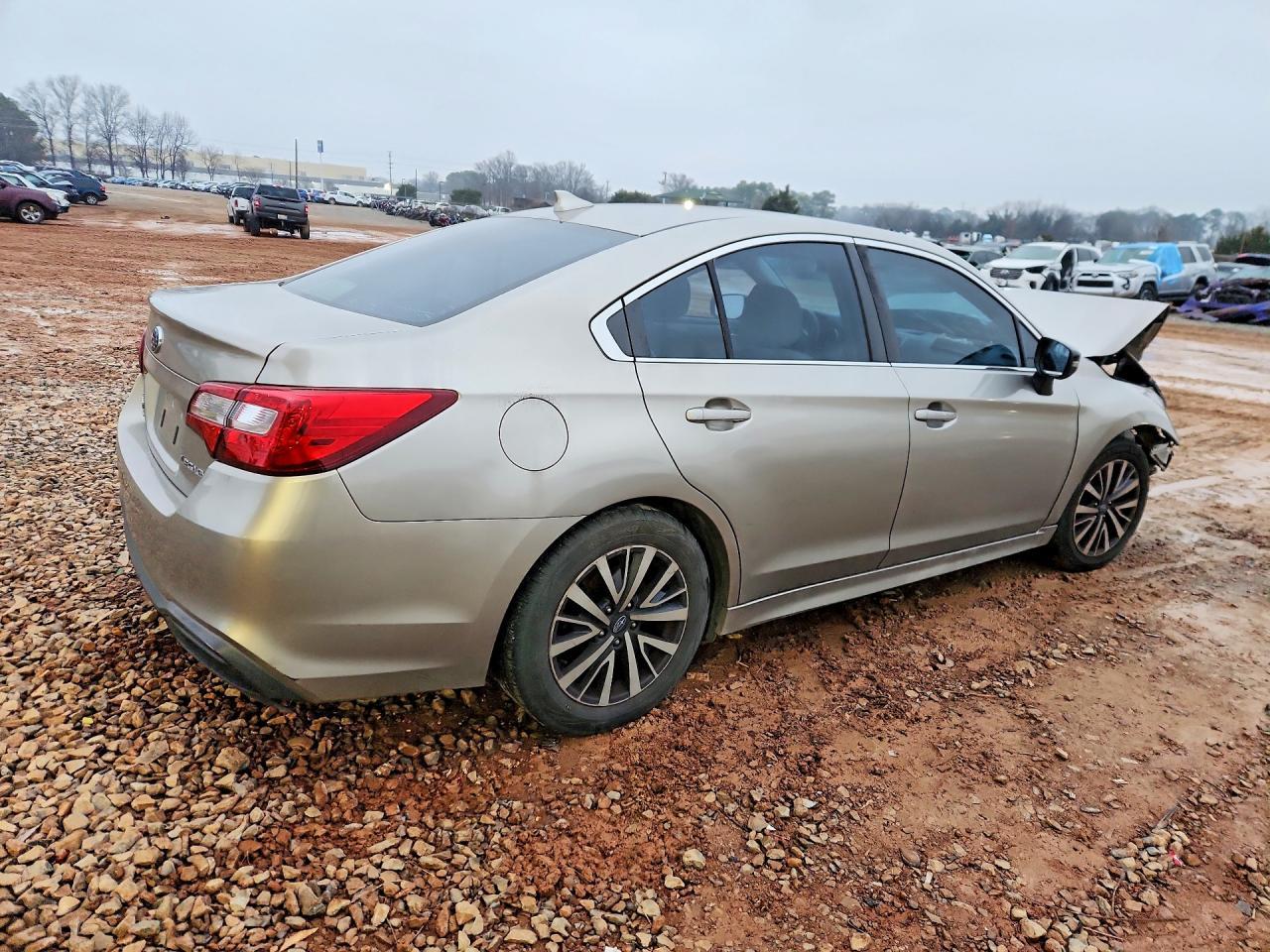 2018 Subaru Legacy 2.5I Premium - Фото 3