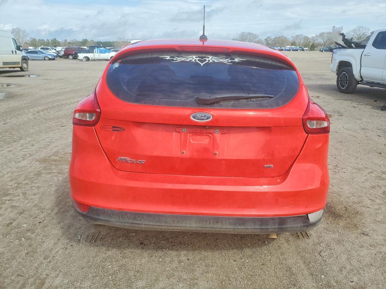 2016 Ford Focus Se - Фото 6