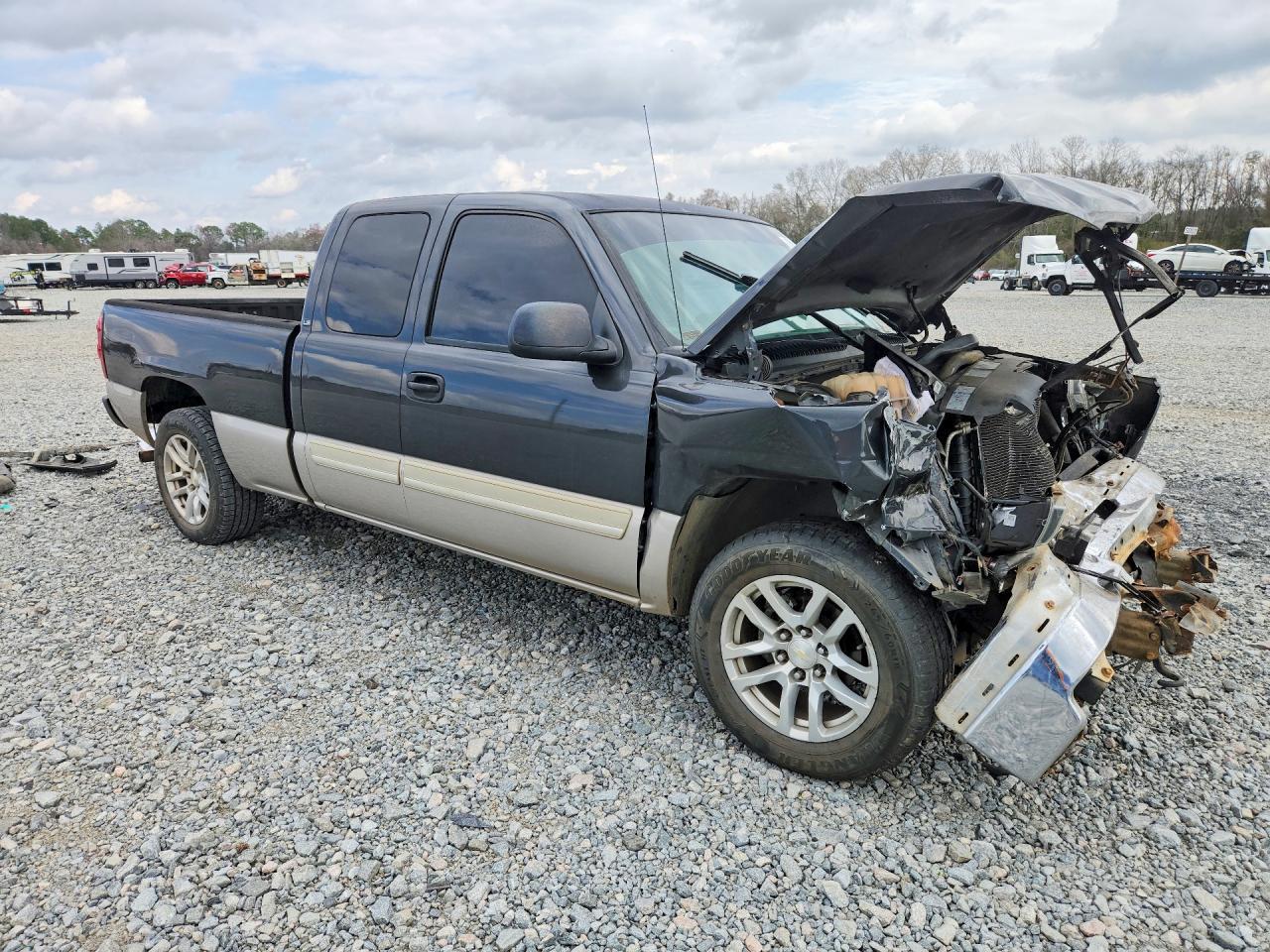2004 Chevrolet Silverado C1500 - Фото 4