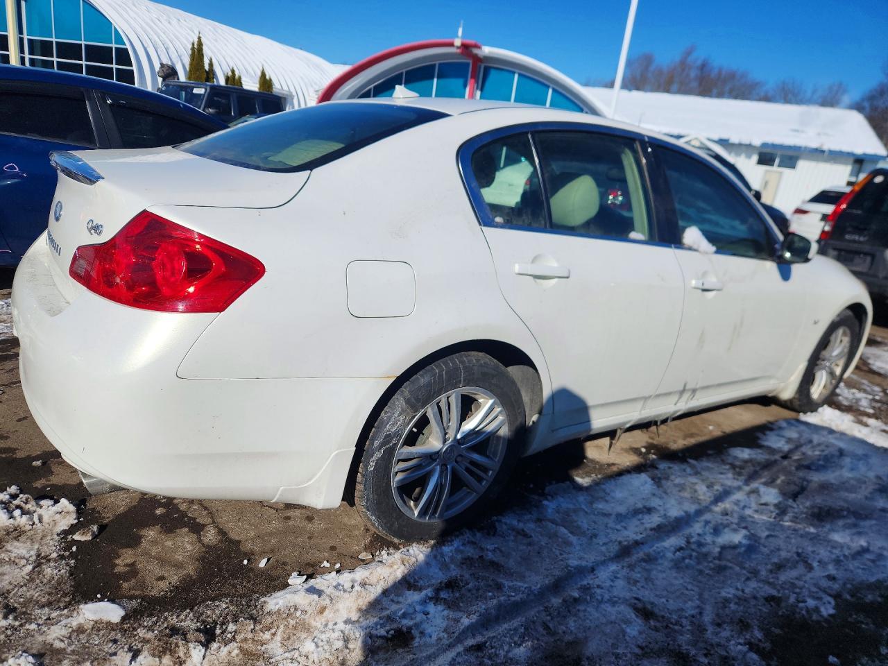 2015 Infiniti Q40 - Фото 3