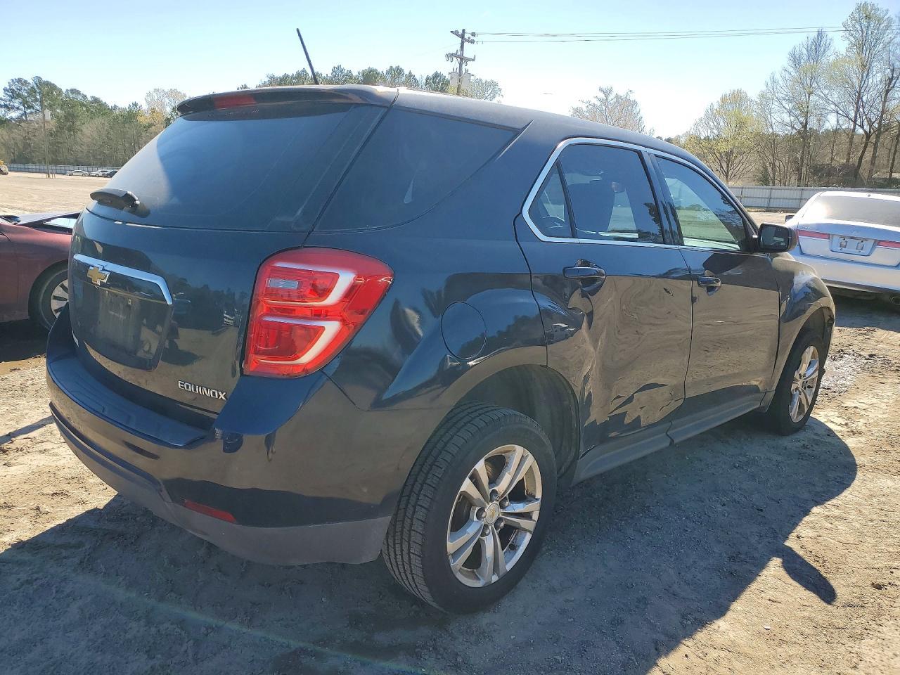 2016 Chevrolet Equinox Ls - Фото 3