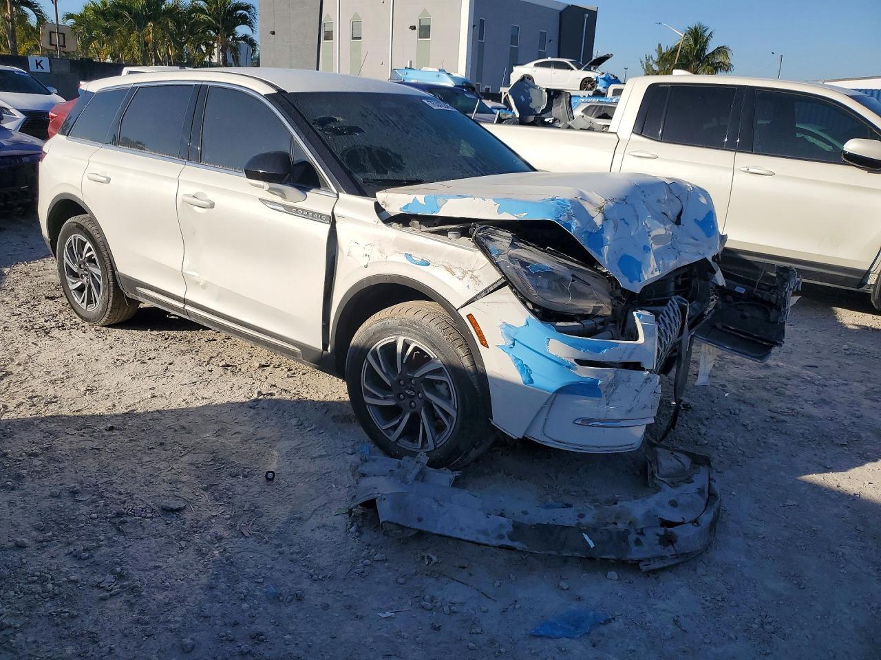 2023 Lincoln Corsair - Фото 4