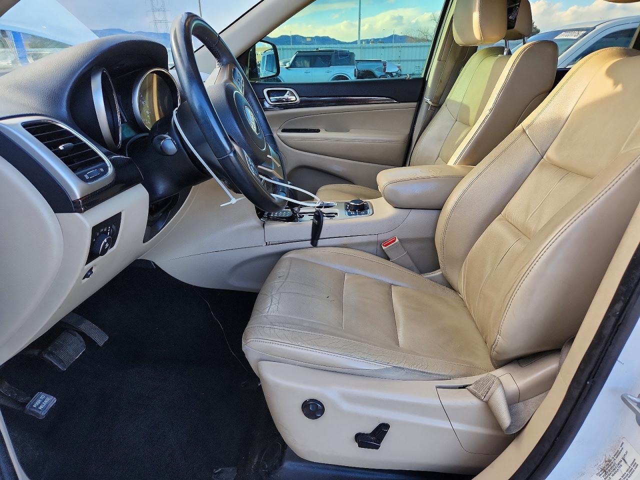 2013 Jeep Grand Cherokee Limited - Image 7