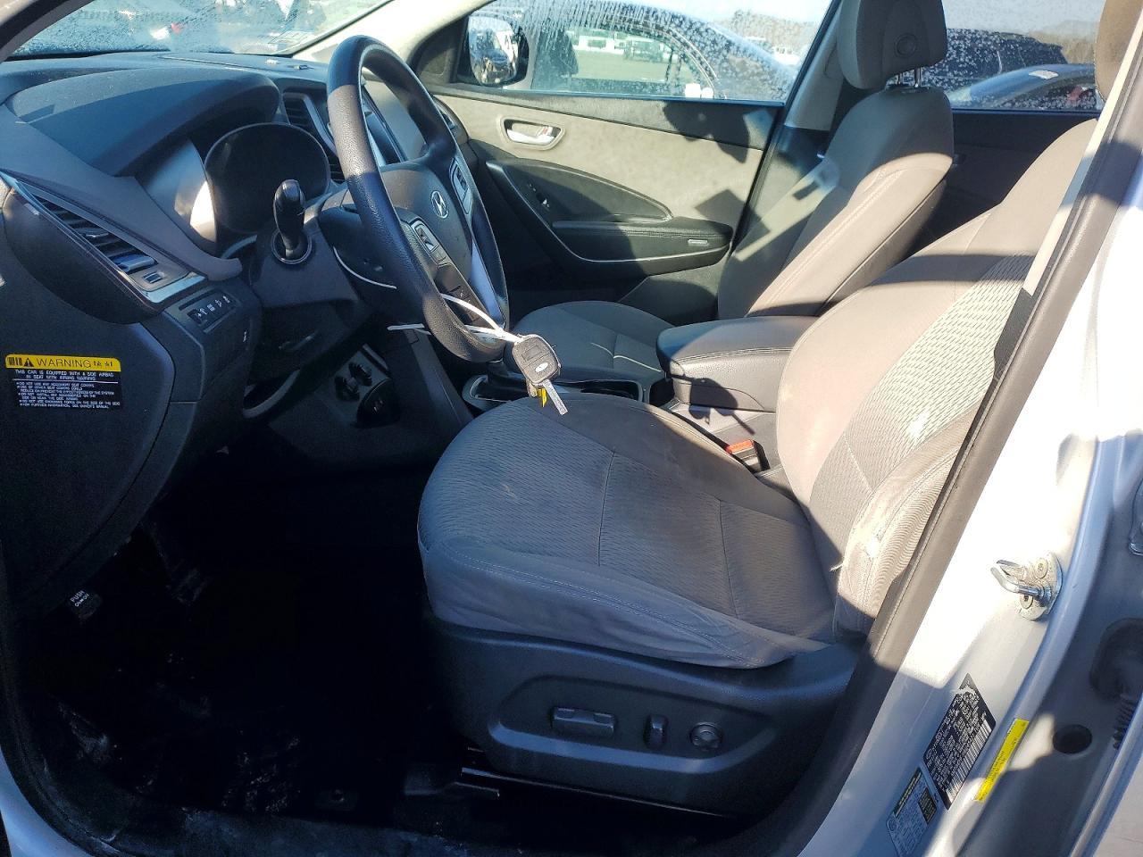 2017 Hyundai Santa Fe Se - Image 7