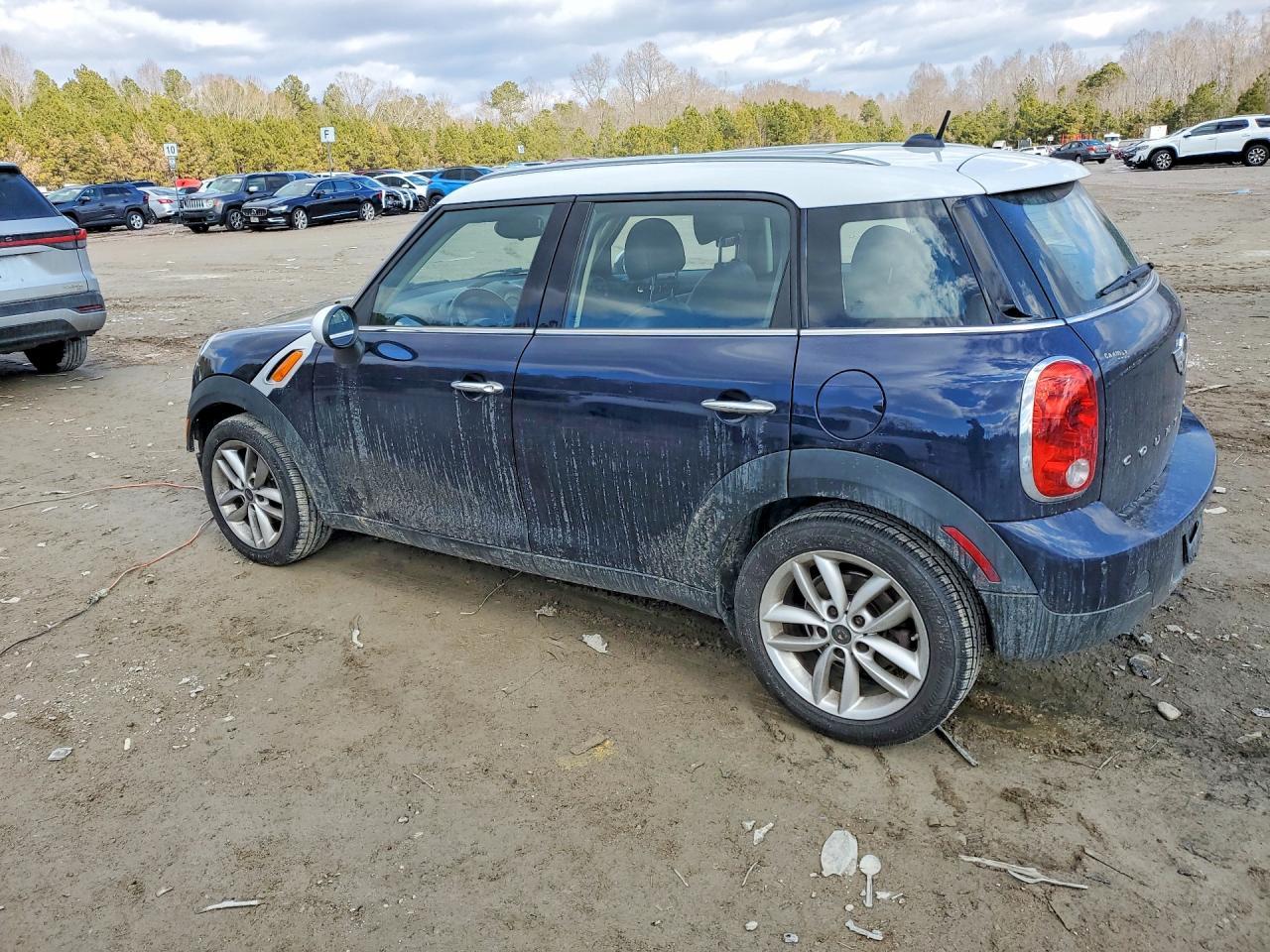 2013 Mini Cooper Countryman - Image 2