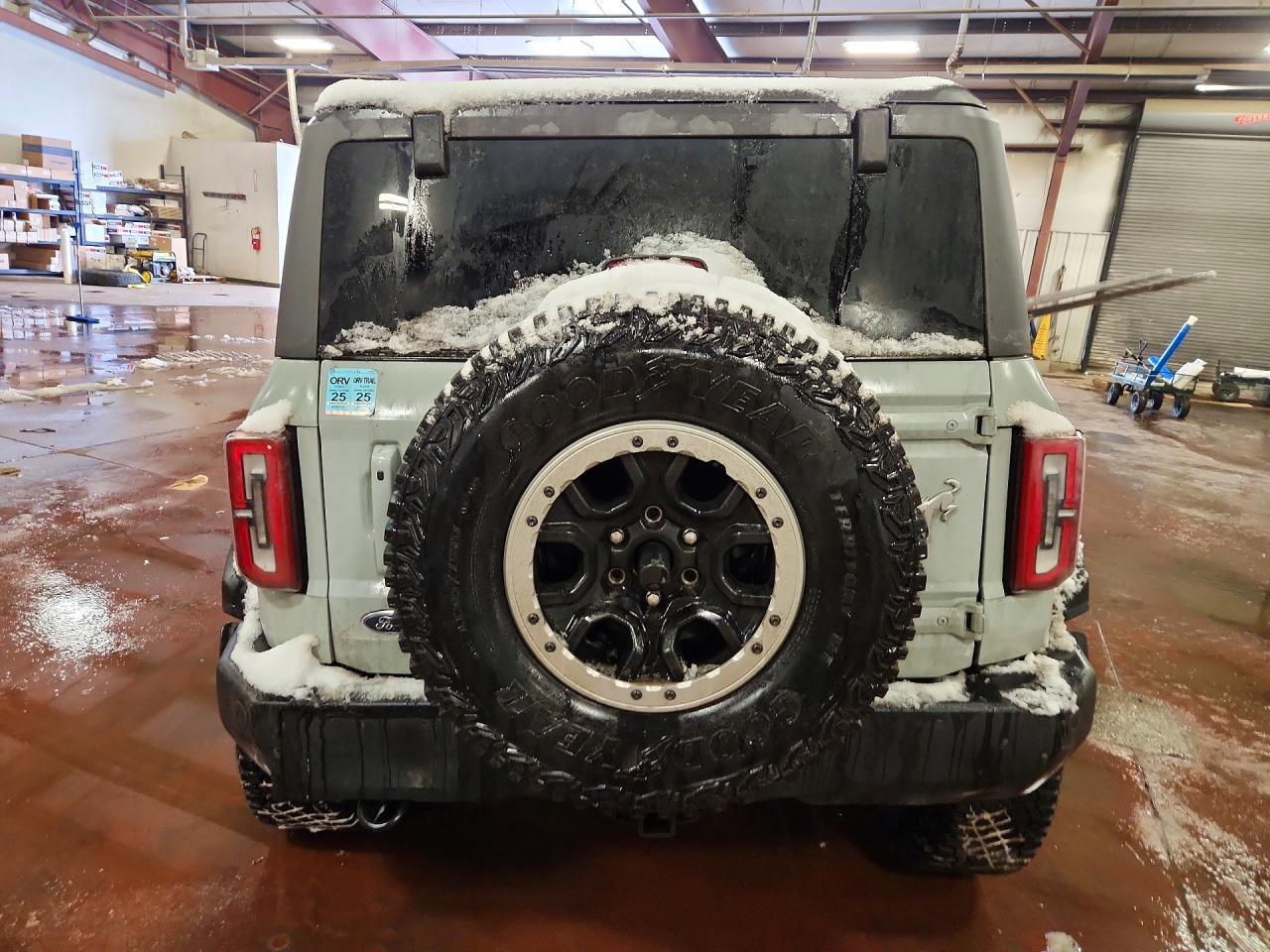 2023 Ford Bronco Base - Image 6