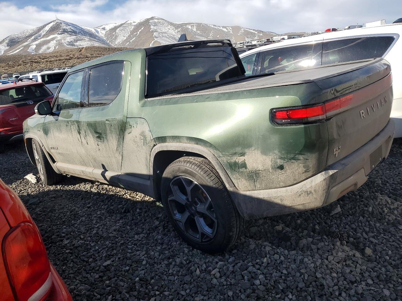 2022 Rivian R1T Adventure - Image 2