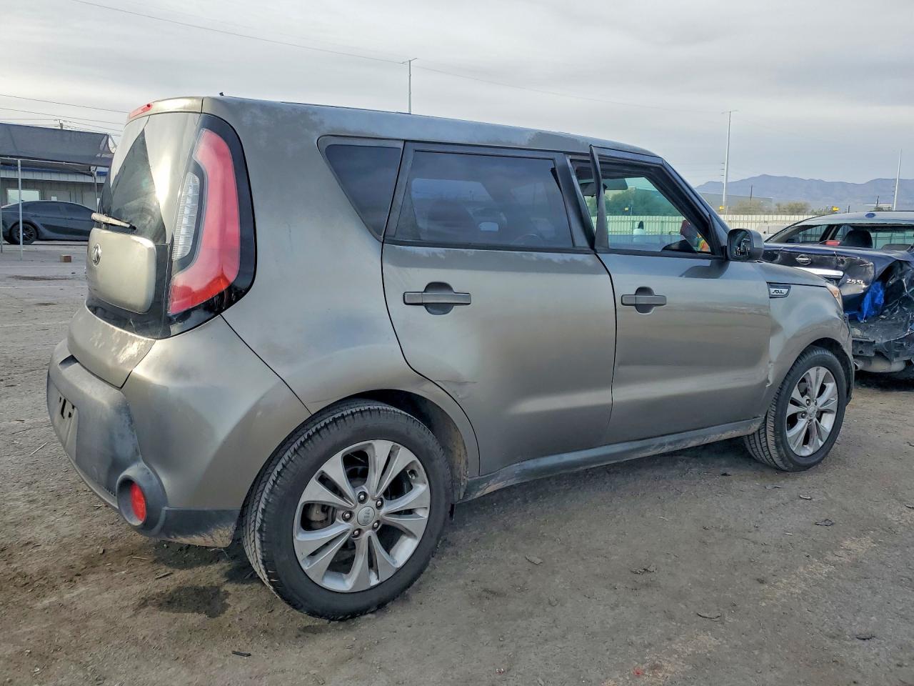 2015 Kia Soul + - Фото 3