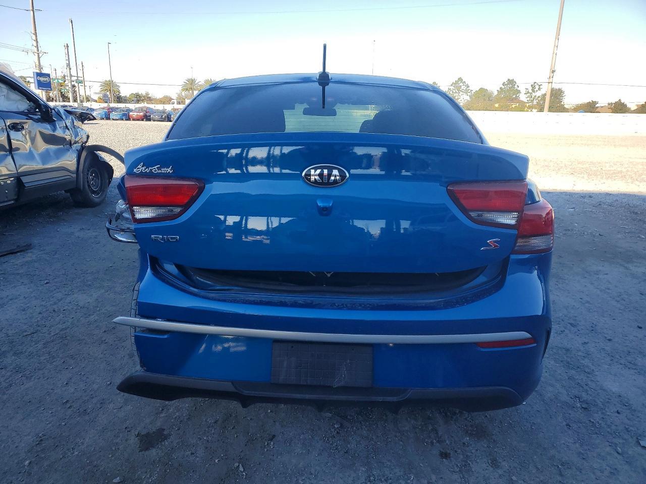 2021 Kia Rio S - Фото 6