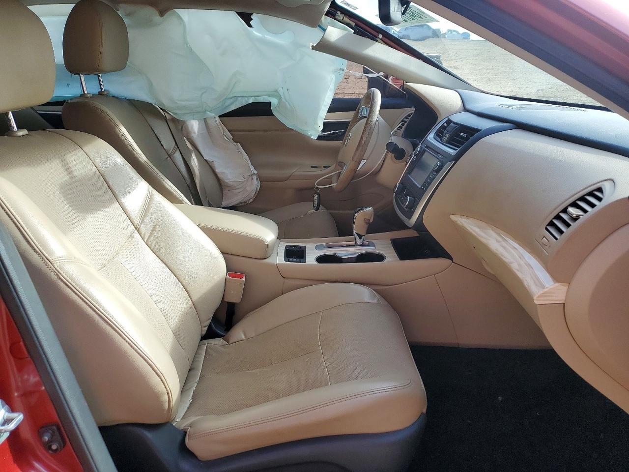 2016 Nissan Altima 2.5 - Image 7