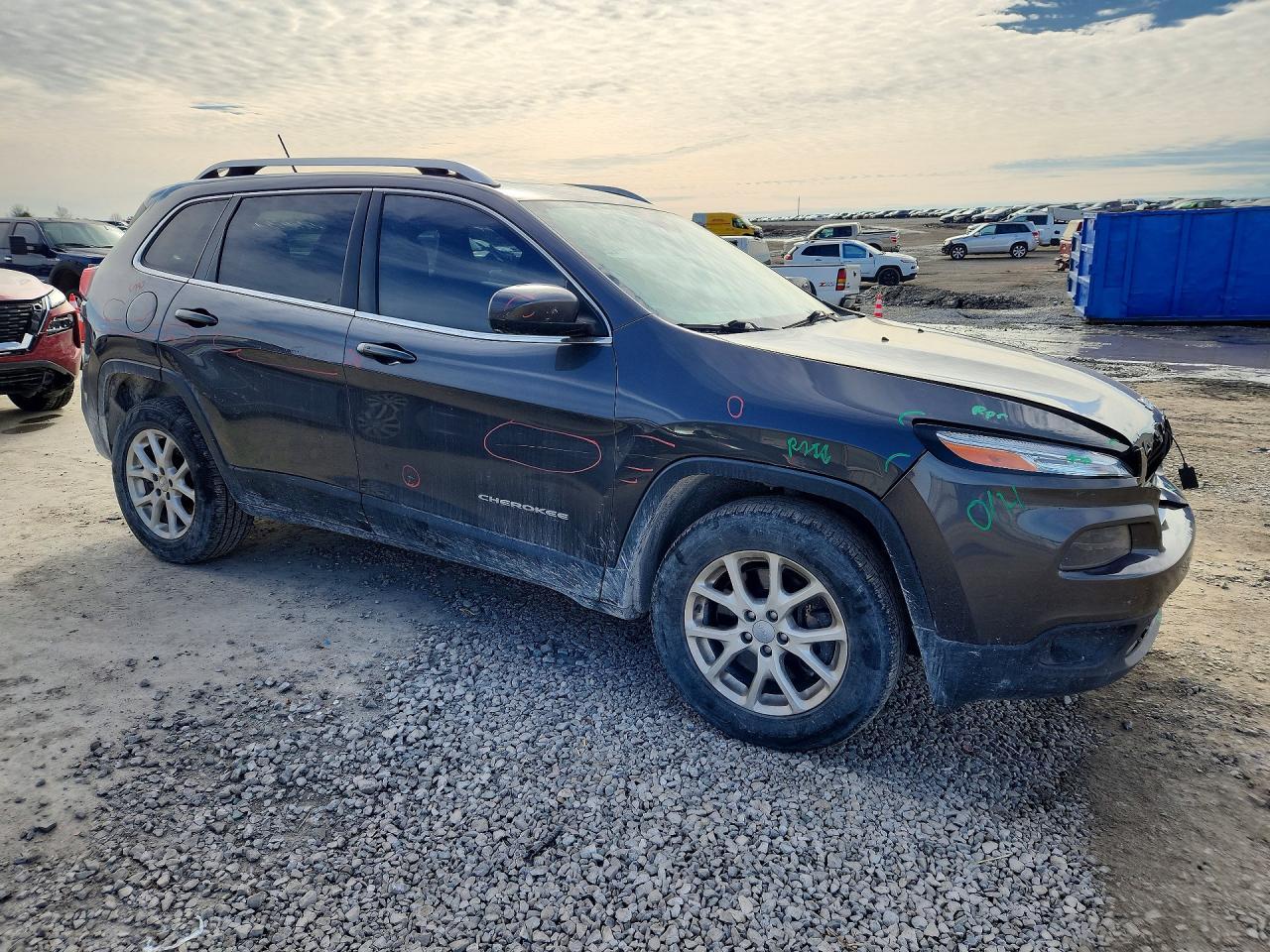 2015 Jeep Cherokee Latitude - Фото 4