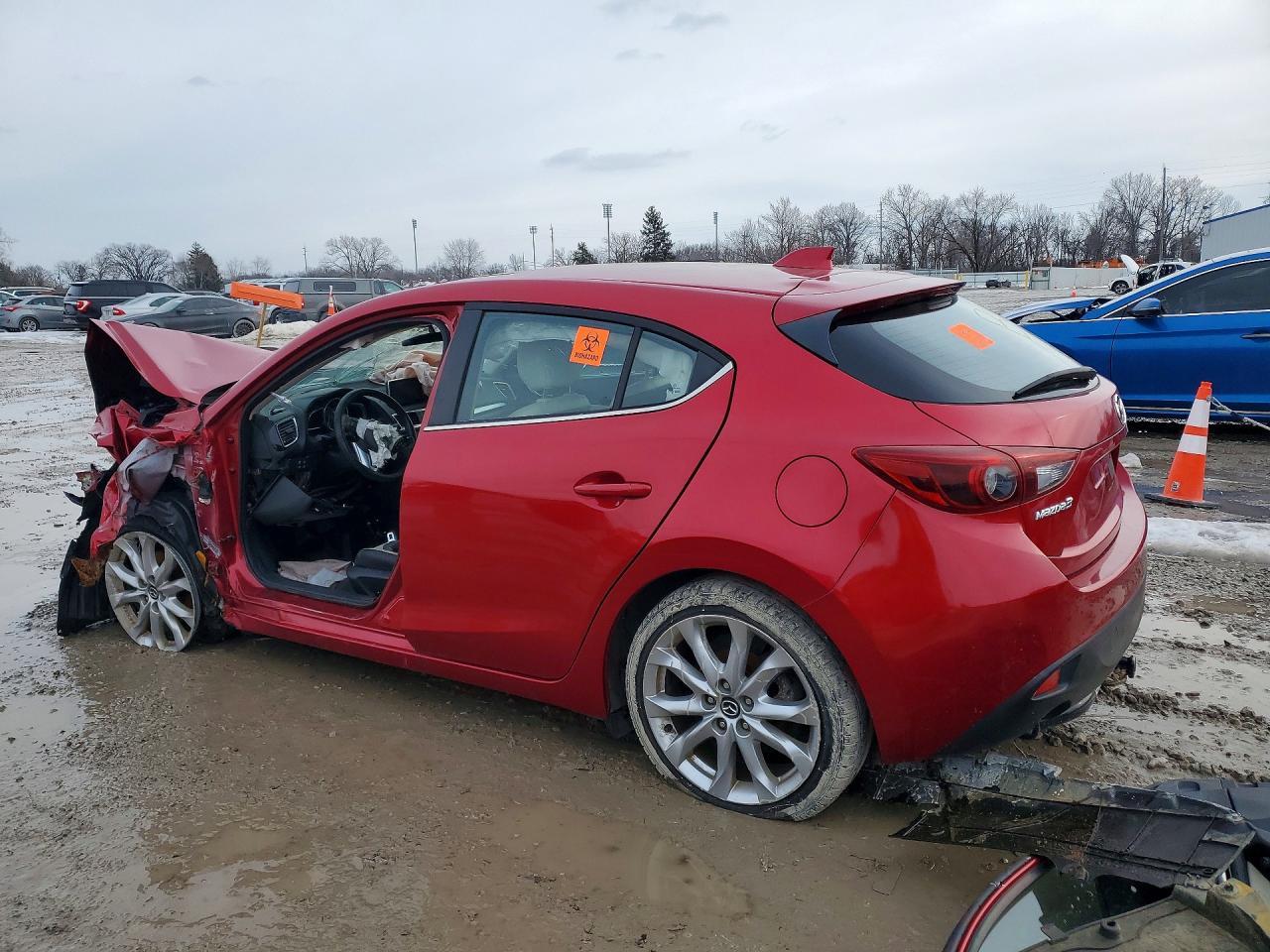 2014 Mazda 3 Grand Touring - Image 2
