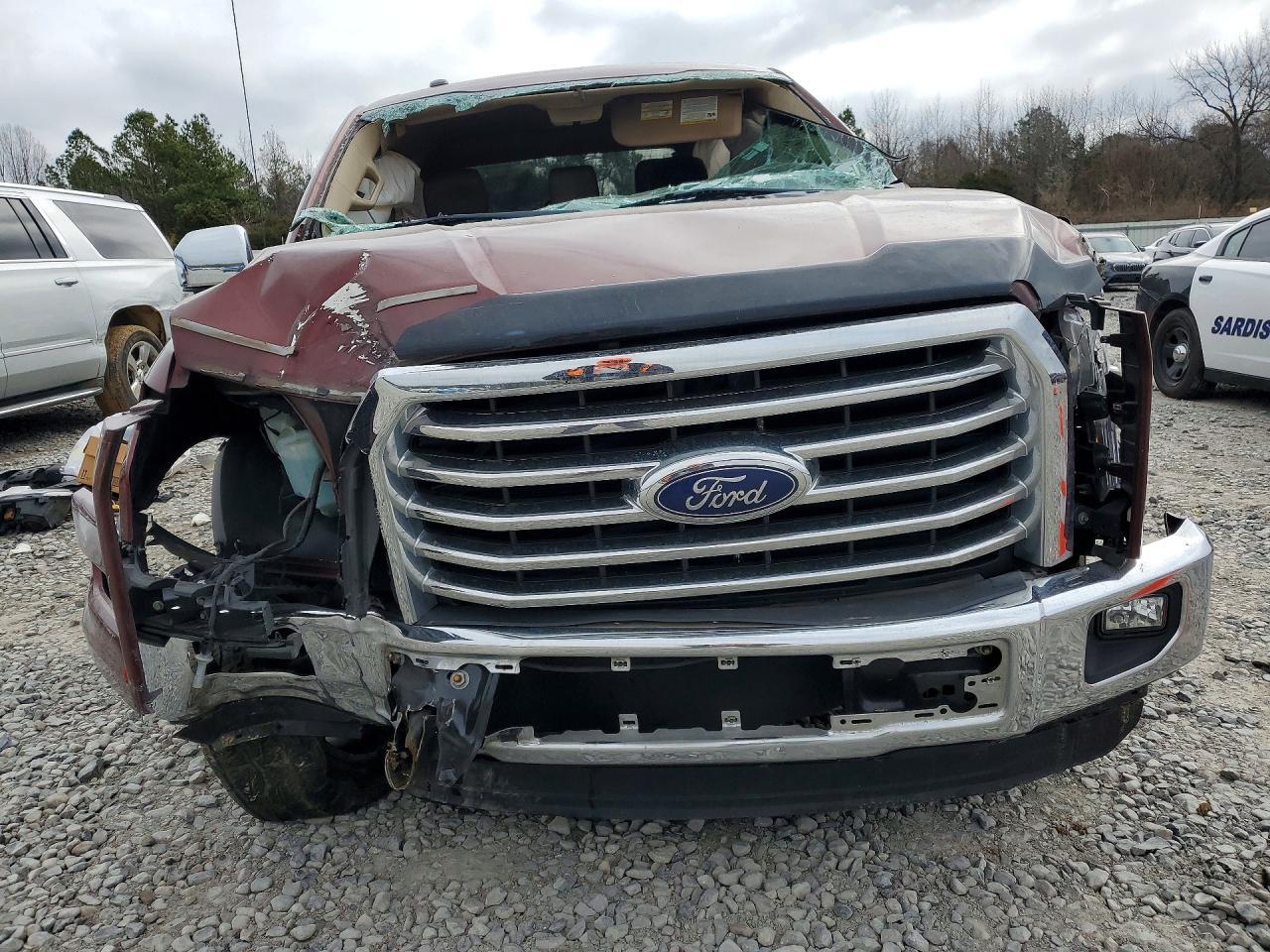 2016 Ford F150 Supercrew - Image 5