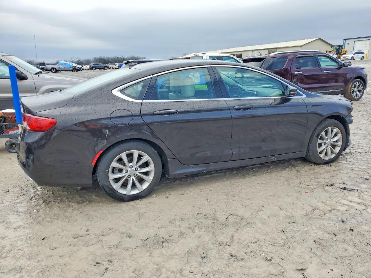 2015 Chrysler 200 C - Image 3