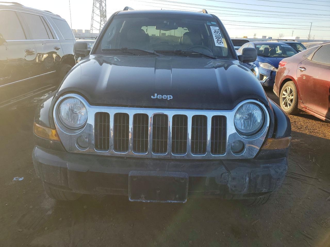 2005 Jeep Liberty Limited - Image 5