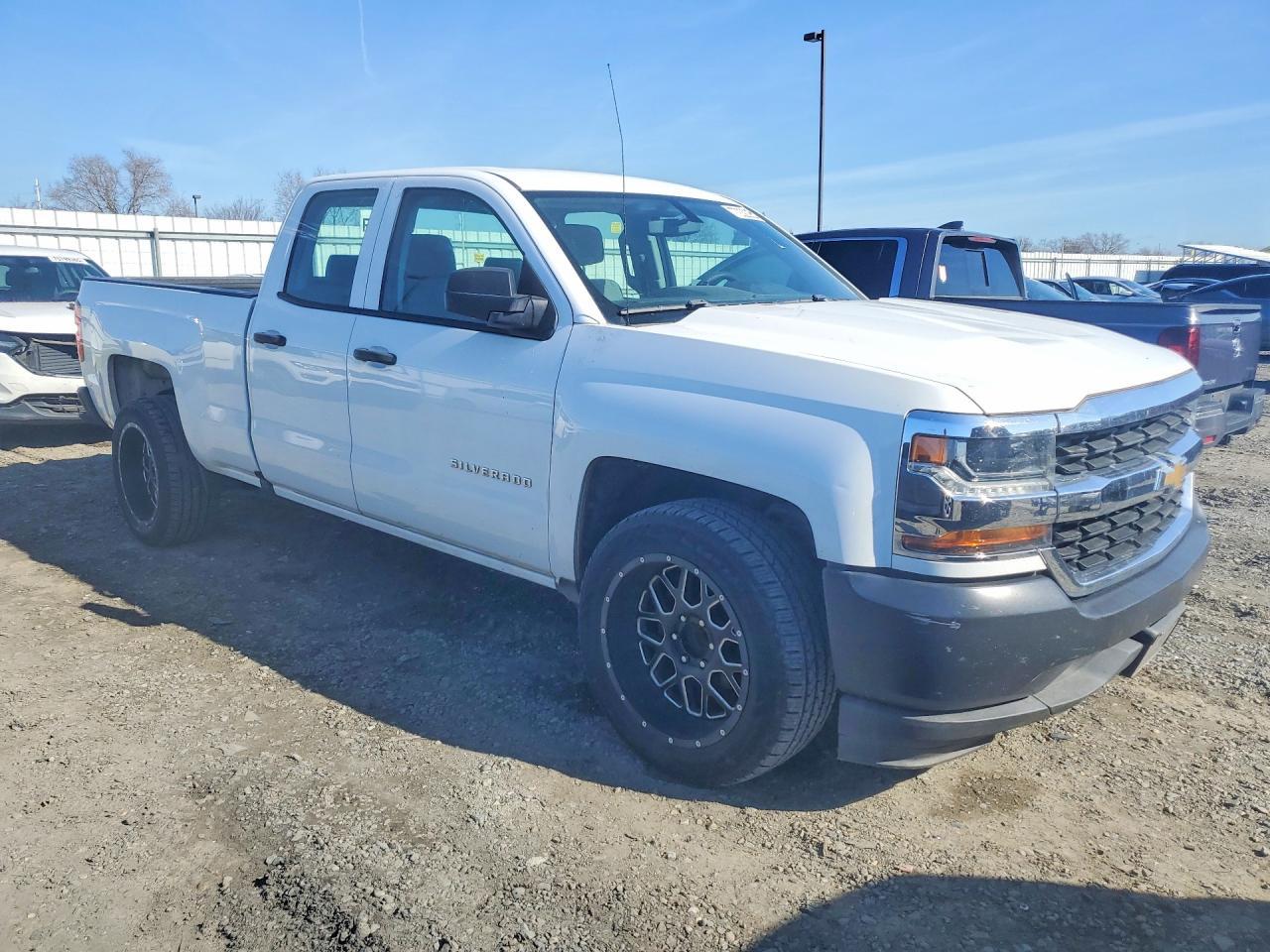 2016 Chevrolet Silverado C1500 - Фото 4