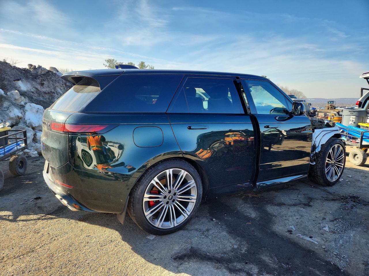 2025 Land Rover Range Rover Sport Dynamic Se - Image 3