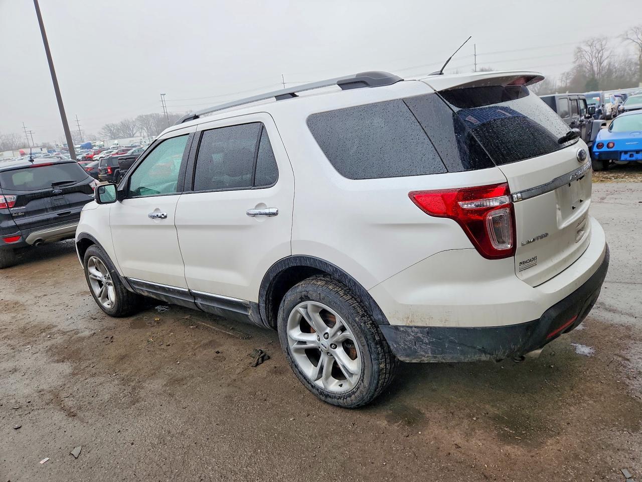2015 Ford Explorer Limited - Image 2