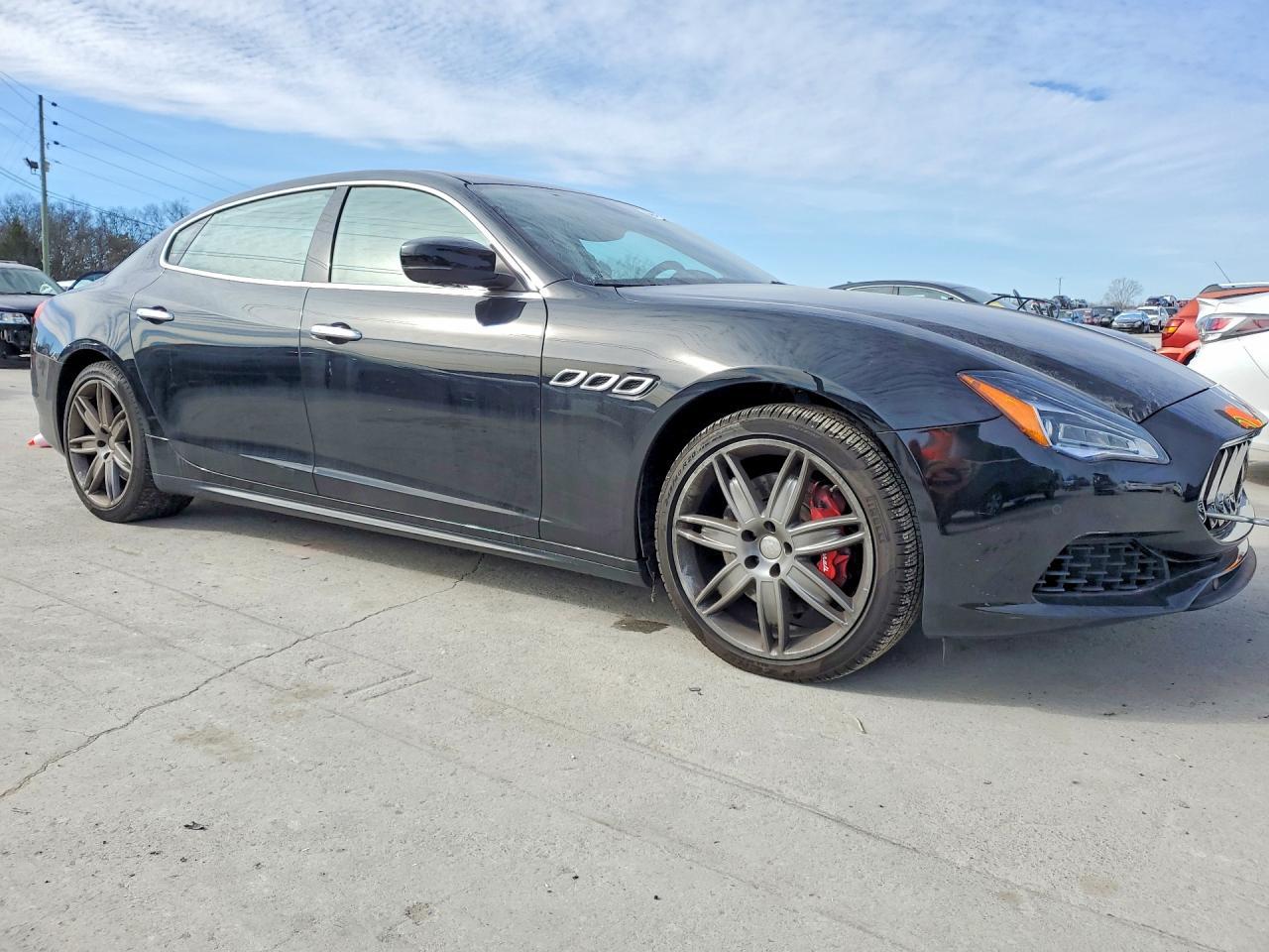 2018 Maserati Quattroporte S - Фото 4