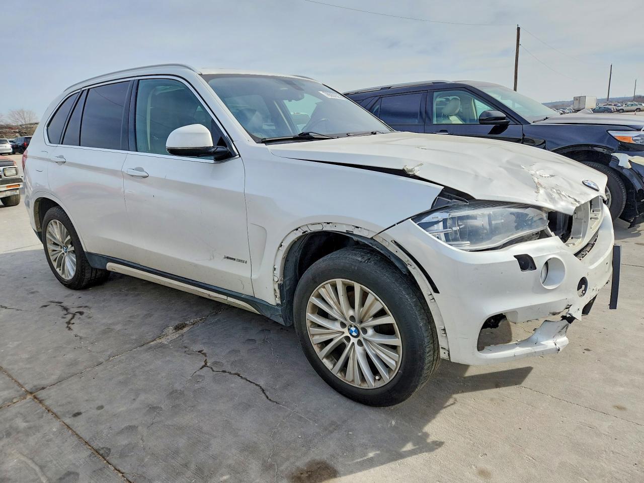 2016 BMW X5 xDrive35I Luxury - Фото 4