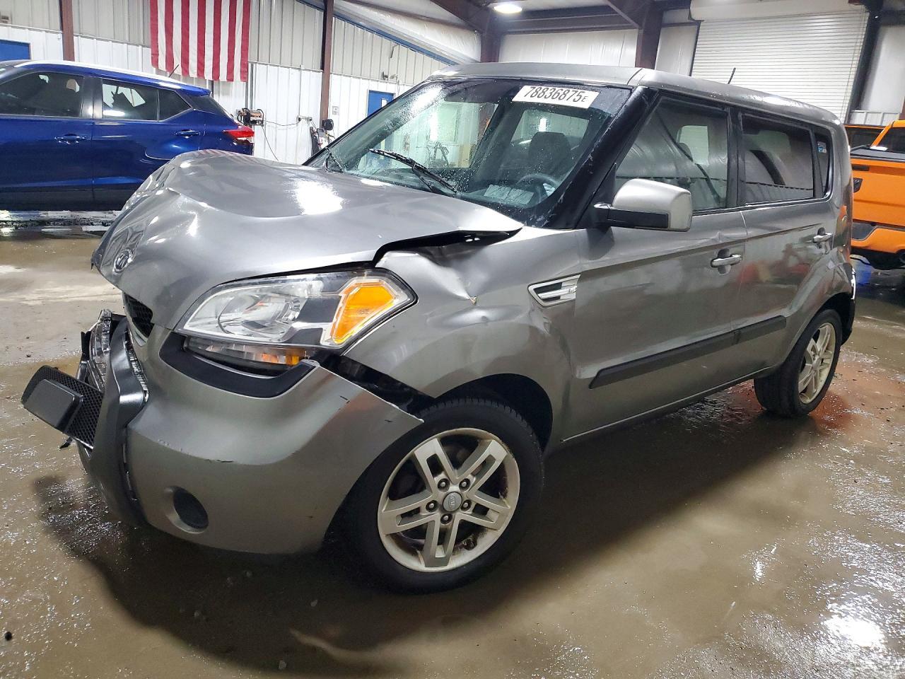 2011 Kia Soul +