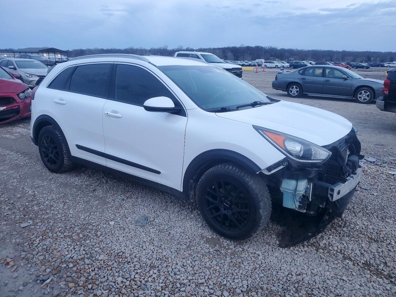 2017 Kia Niro - Фото 4