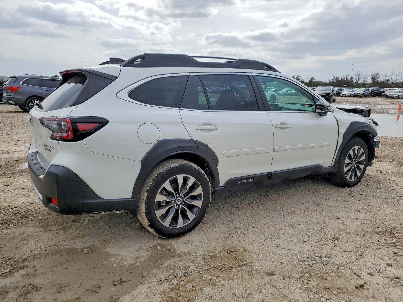 2025 Subaru Outback Limited - Фото 3