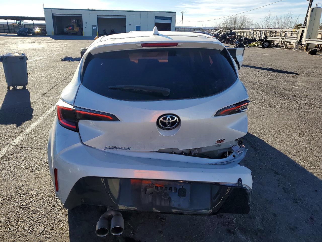 2021 Toyota Corolla Hatchback Se - Фото 6
