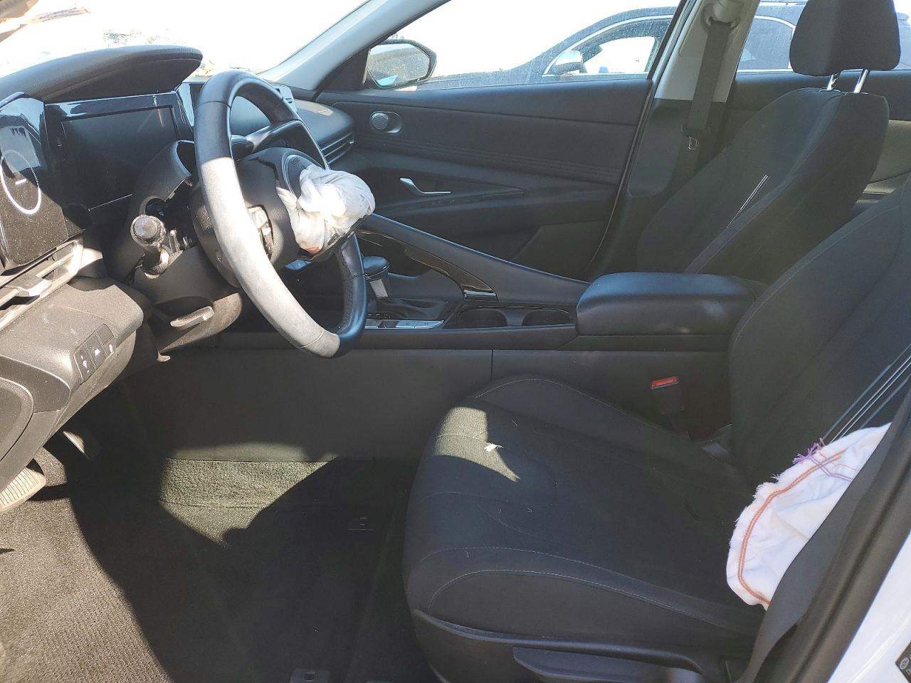 2021 Hyundai Elantra Sel - Фото 7