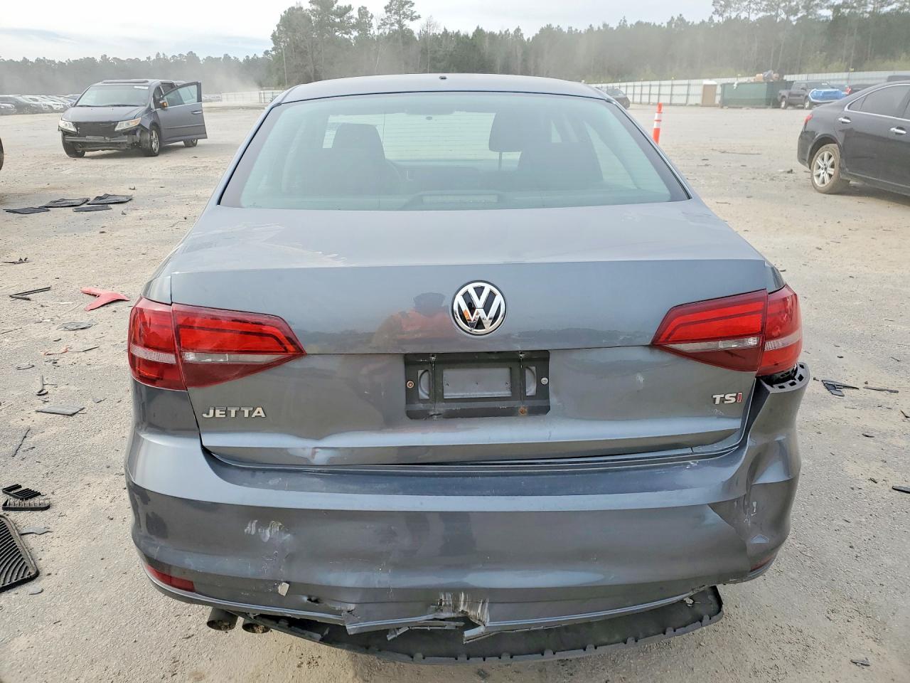 2017 Volkswagen Jetta S - Image 6