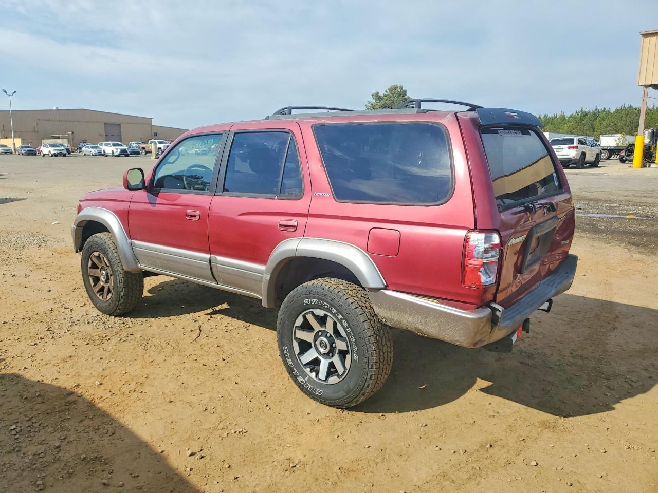 2001 Toyota 4Runner Limited - Image 2