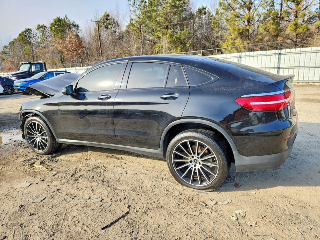 2019 Mercedes-Benz Glc Coupe 300 4Matic - Фото 2