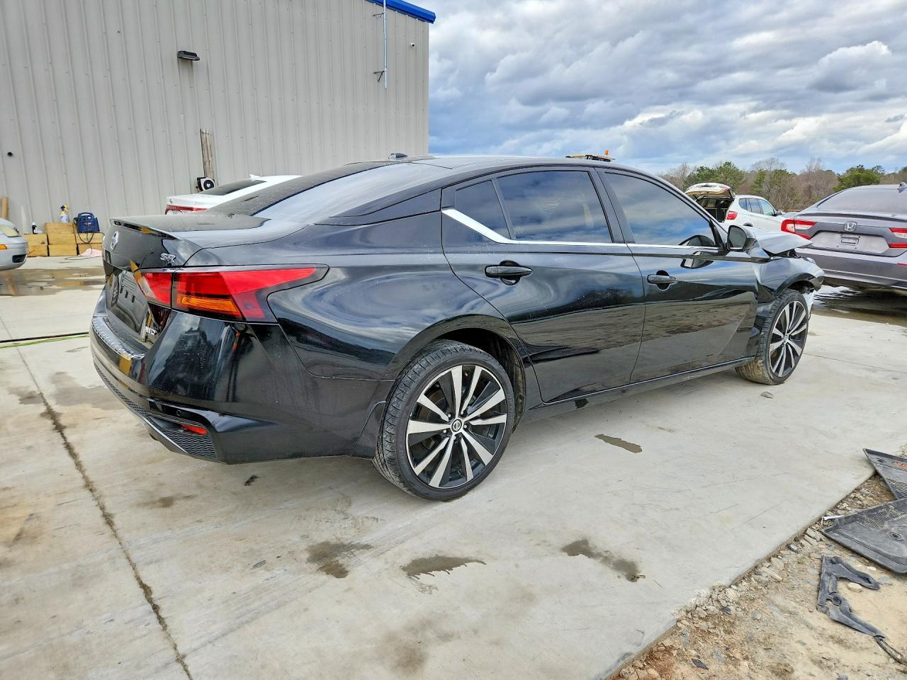 2022 Nissan Altima 2.5 Sr - Фото 3