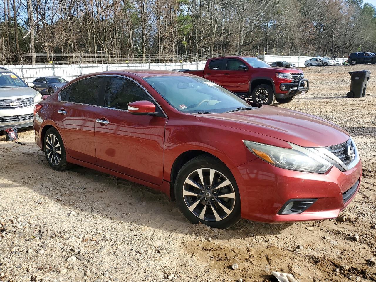 2016 Nissan Altima 2.5 - Image 4