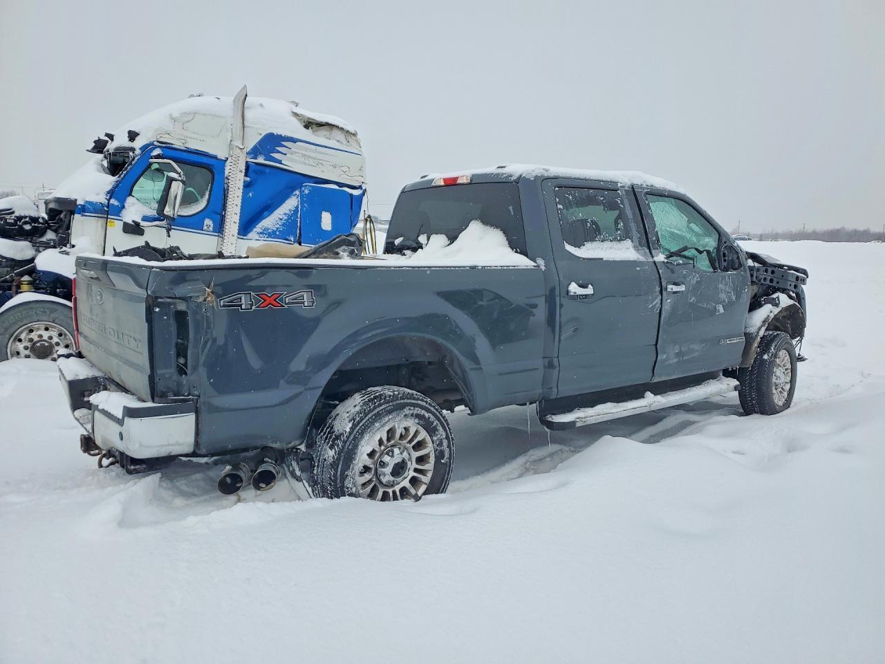 2021 Ford F250 Super Duty - Image 3