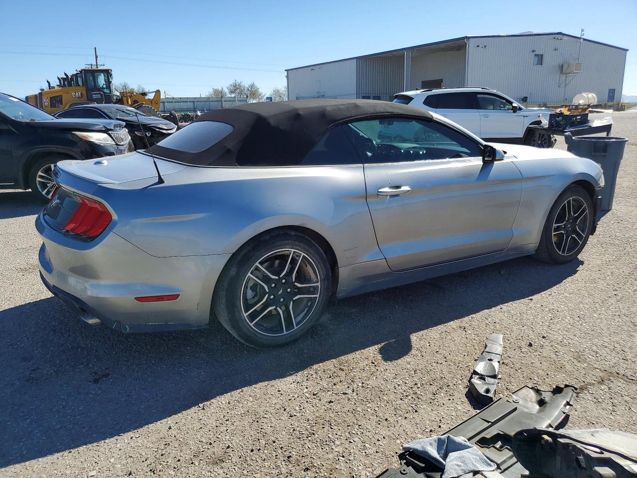 2021 Ford Mustang - Фото 3