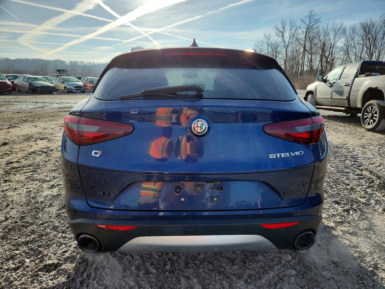2018 Alfa Romeo Stelvio Ti Sport - Image 6