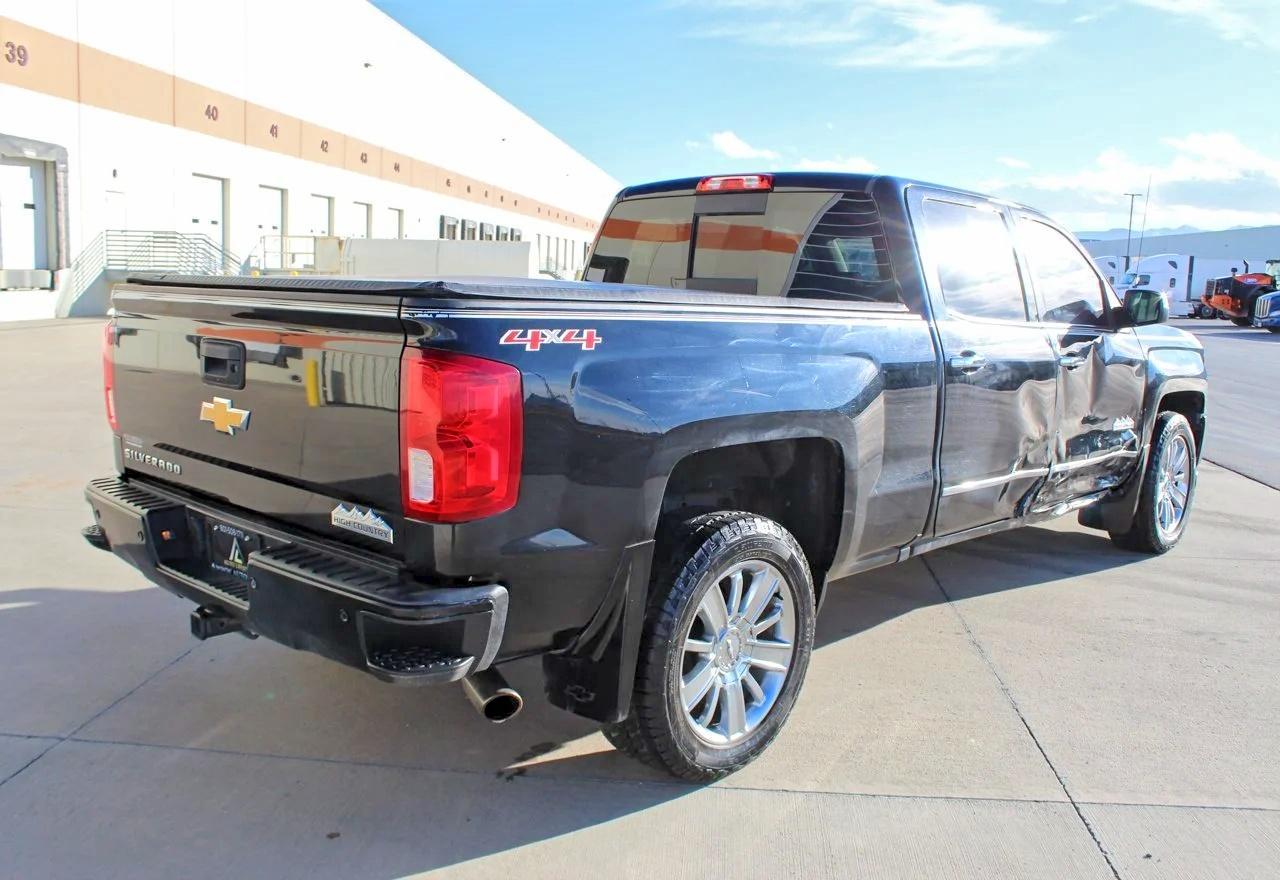 2017 Chevrolet Silverado K1500 High Country - Image 3