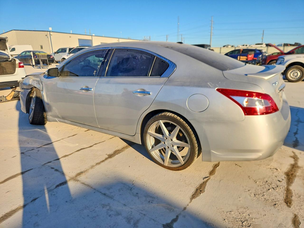 2011 Nissan Maxima S - Image 2