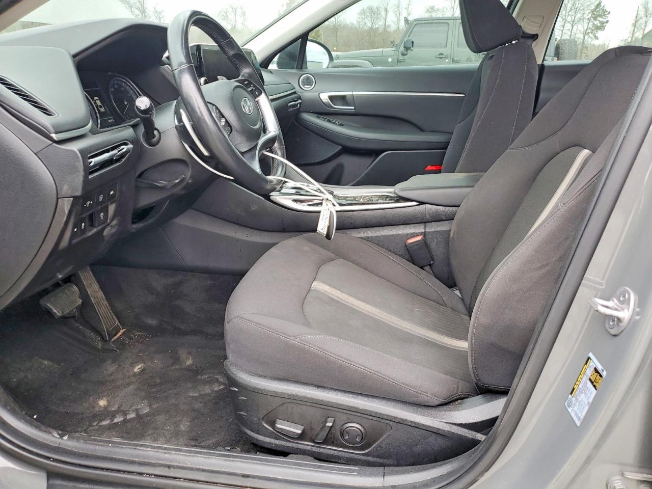 2023 Hyundai Sonata Hybrid - Image 7