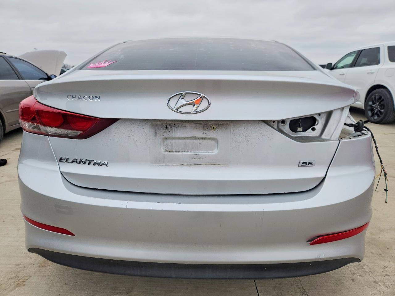 2018 Hyundai Elantra Se - Image 6