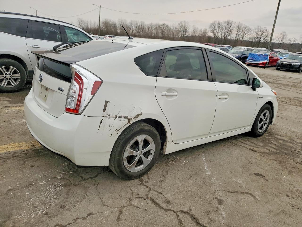 2015 Toyota Prius - Image 3